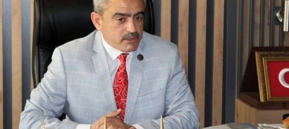 Emekliyi Şükürsüzlükle İtham Eden İl Başkanı Kumar Masasında Yakalandı